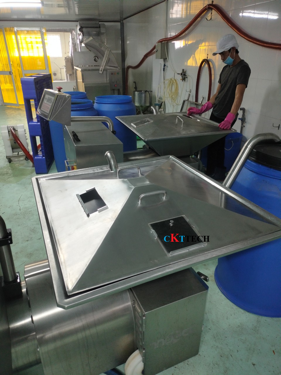 Nắp bồn cối xay nhuyễn