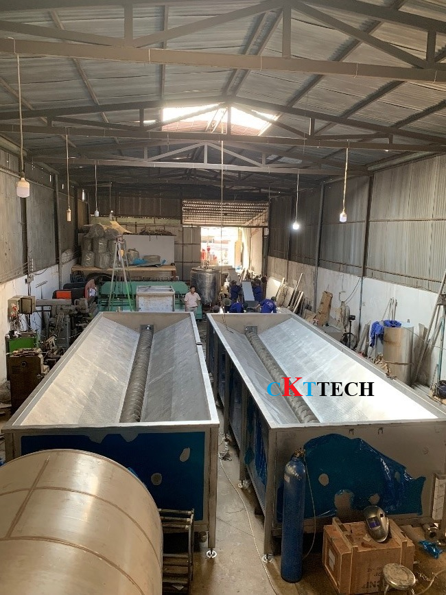 Bồn khuấy trộn nằm ngang